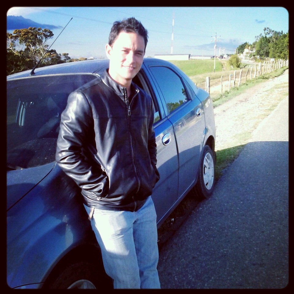 FjCorrales's profile picture. T:S:U. En Mercadotecnia Graduado en el  C.U.F.T. Comerciante, Luchador Forma Parte de los Fundadores del @AsaderoExpress Una Nueva Forma de Comer