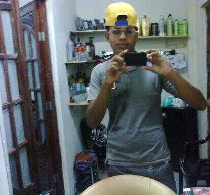 amo que me ama fodasse quem ñ me ama.