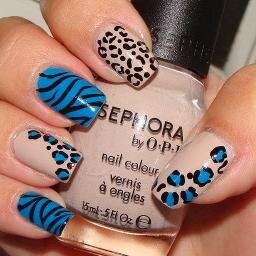 I post pictures of creative nail art, Beauty & nail blogger