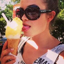 OrgulhoLuinha_'s profile picture. Você é uma mistura de felicidade e encantação ♡