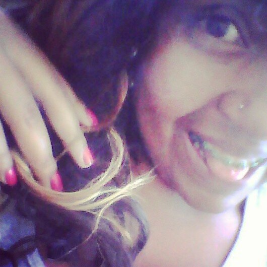 Meu Deus, não me deixe ficar assim sem acreditar em nada. Ou não me deixe de forma alguma querer fingir que acredito.




eeuaammooessamusic♥