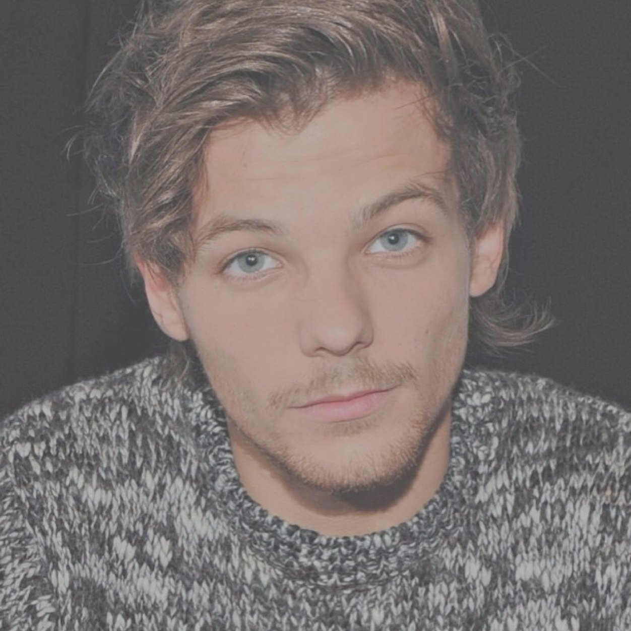 follow @sincerelouis ☻