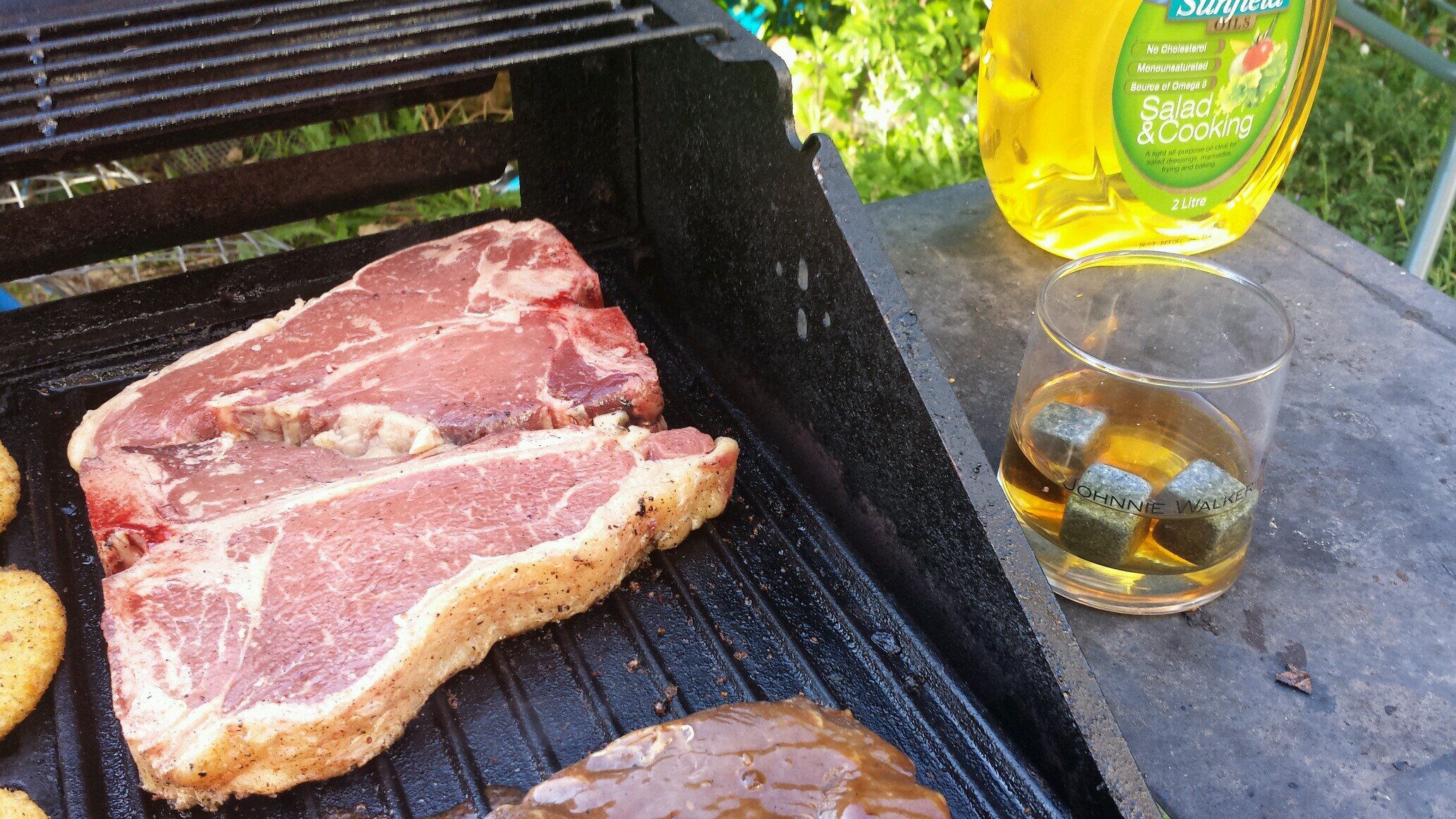 dpjbrosnan's profile picture. i make stuff 3d