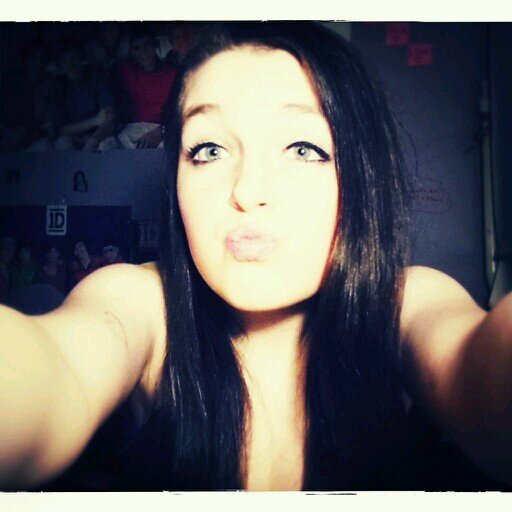 singing is my passion. follow me because I dont have friends (: