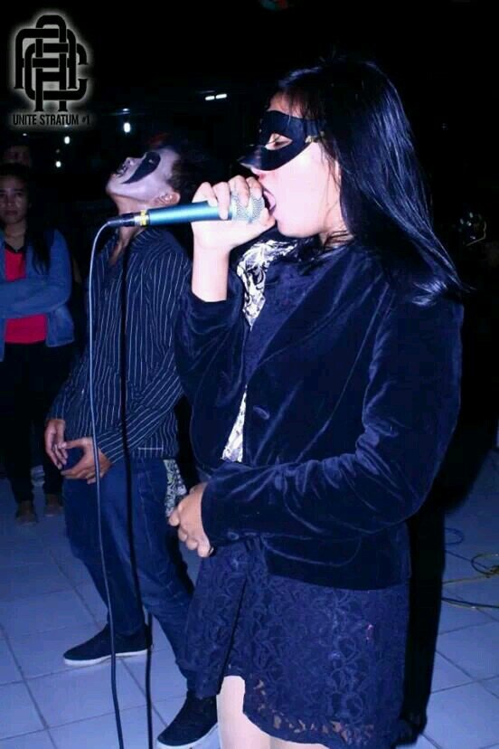 tetap semangat dan berusaha untuk menggapai kesuksesan \gothicmetal/

CP : 089623836328 (abell)