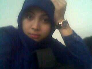 Hanie_sri's profile picture. :-)