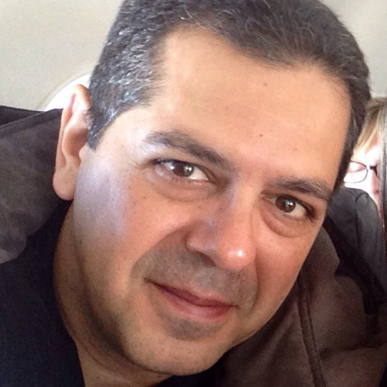 heliomalka's profile picture. Viva e deixe viver!