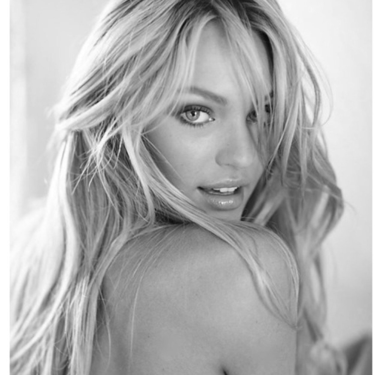 The Day I First Met You, You Told Me You'd Never Fall In Love• Daughter Of Artemis• 18 • Rebel• I get irritated easily. • #LiterateRP • #TeamFollowBack