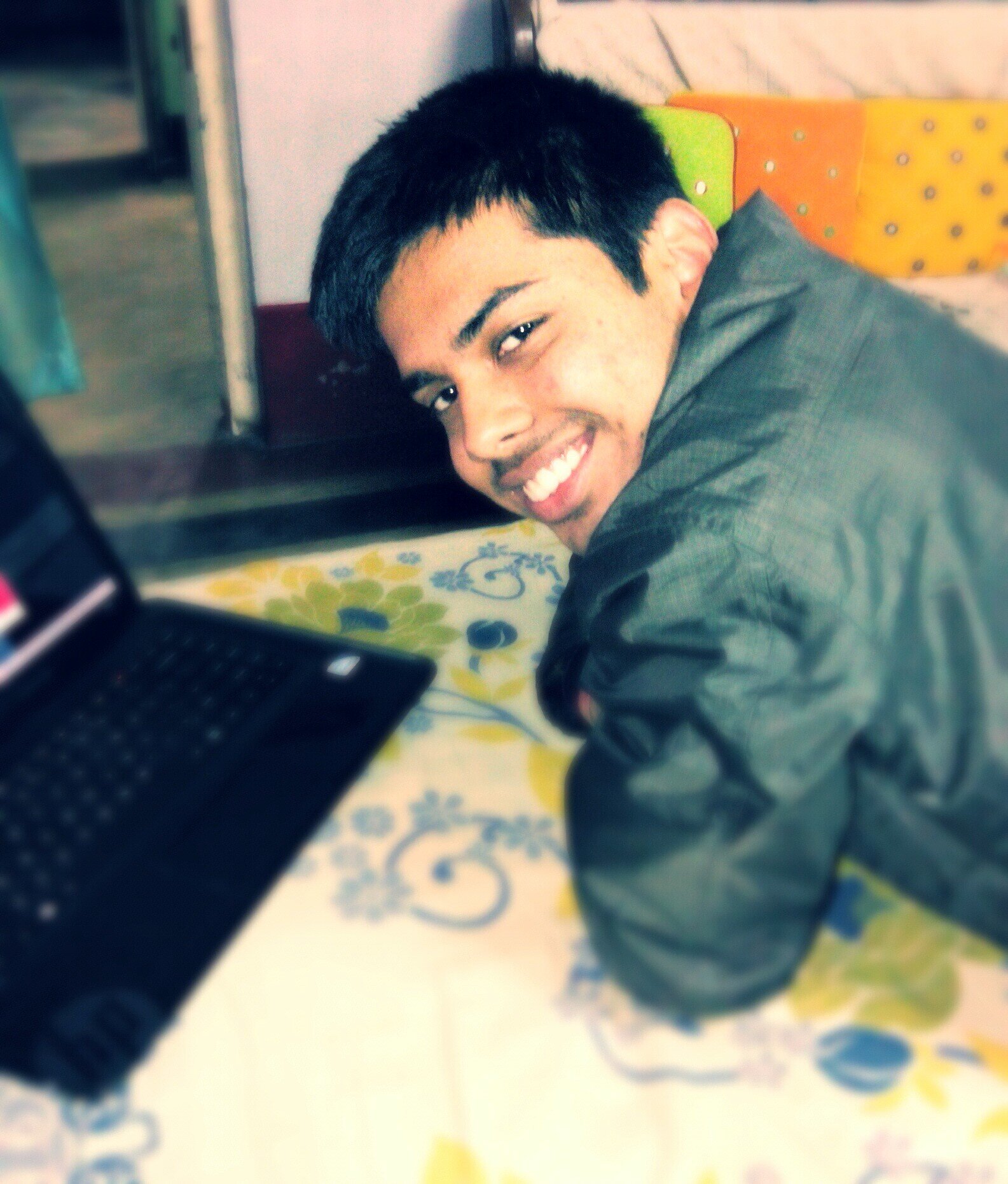 akshatgupta17's profile picture. 