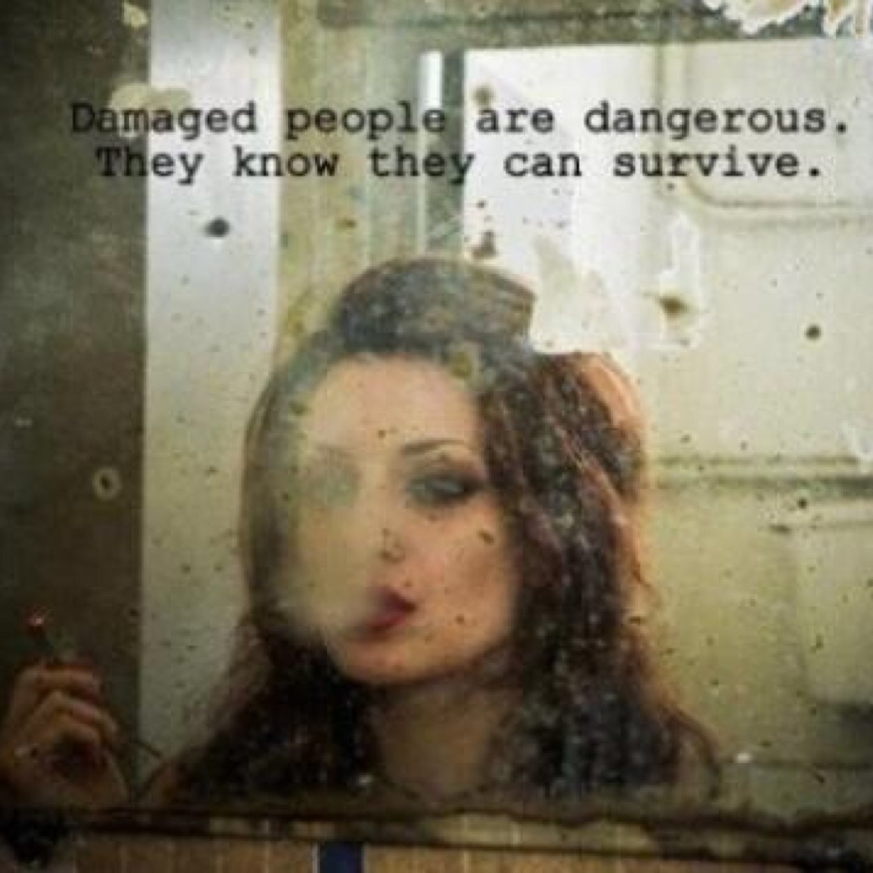 Just another suicidal girl
IG: daughterof_sadness