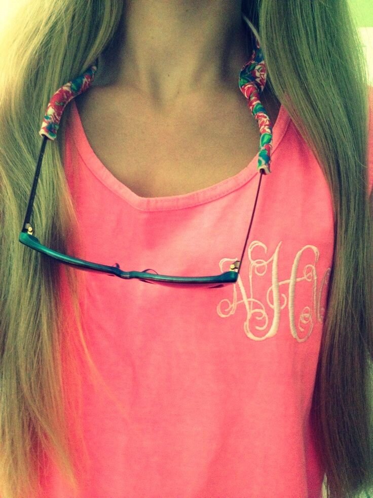Frat Boys. Booze. Pearls. Bows. Sorority Girl. #SrattyMiss