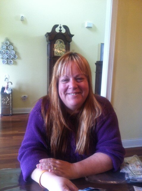 Home Health Aide, member of First Baptist Church, Mount Orab, OH. LOVES teasing people, Philadelphia Eagles, gardening and hanging with friends.