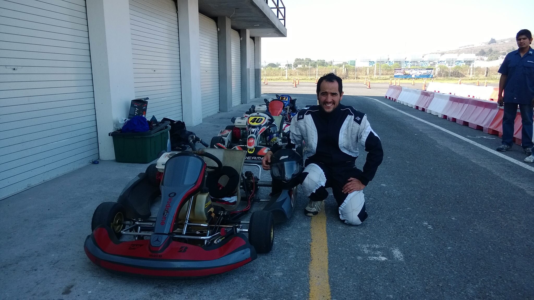 Aficionado al Karting | Piloto de Go Karts | Acelerate Irapuato | GoPro HD | Facebook: https://t.co/NOv1Ny0Stc