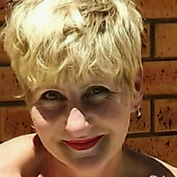 Elizabeth Vorster - @VorsterLiza Twitter Profile Photo