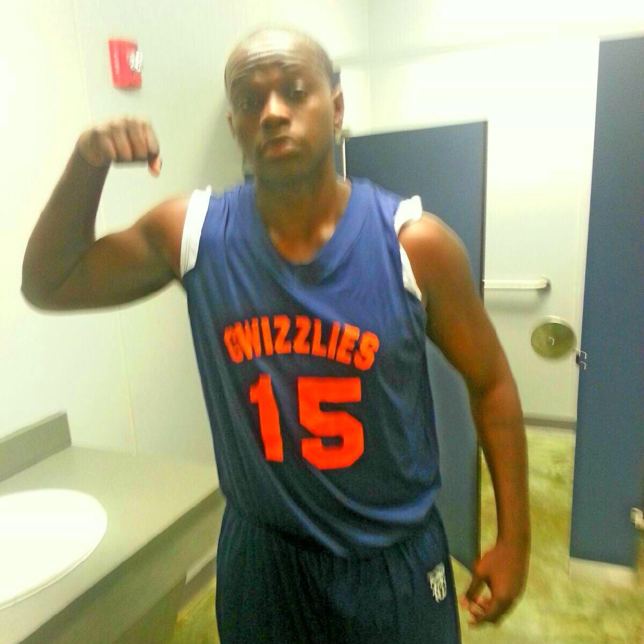 Keep grinding, your life can change in one year. Charles Green.... Semi professional basketball player for Atlanta. #God1st #TeamE3
