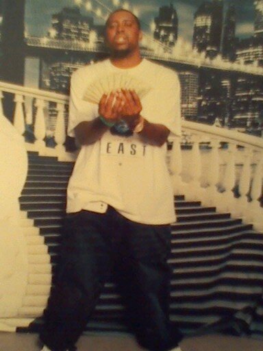 If it aint bout money Then i dnt need 2 talk 2 u BETTA GET U SUM!!!!!