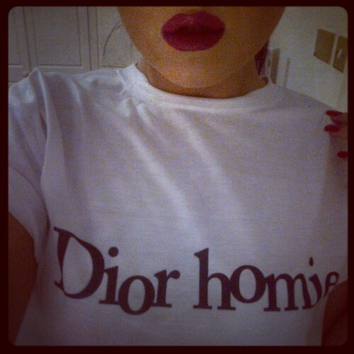 MoraHamondson's profile picture. Admit it, I made you way happier than she is making you.