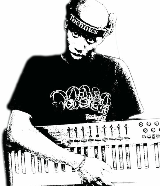 †▲ Producer, Sound Engineer, Remixing and DJ ,The Child Of GOD!!!ƪ(˘⌣˘).Music is not what I do, It's who I am! ROOTS Is My MUSIC