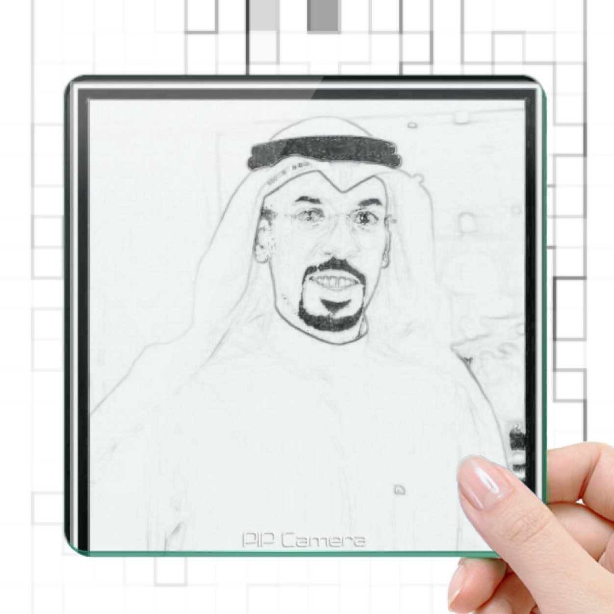 ‏كل تسند على الدنيا بعكازه .. وانا العصا اللي عصتني ما اتعكزها