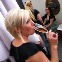 Penny Jones (@pj_vino) 's Twitter Profile