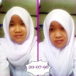 Nama:nurhayat
ttl:sumedang 20 juli 1996
sekolah:SMKN 2 SUMEDANG Marketing II