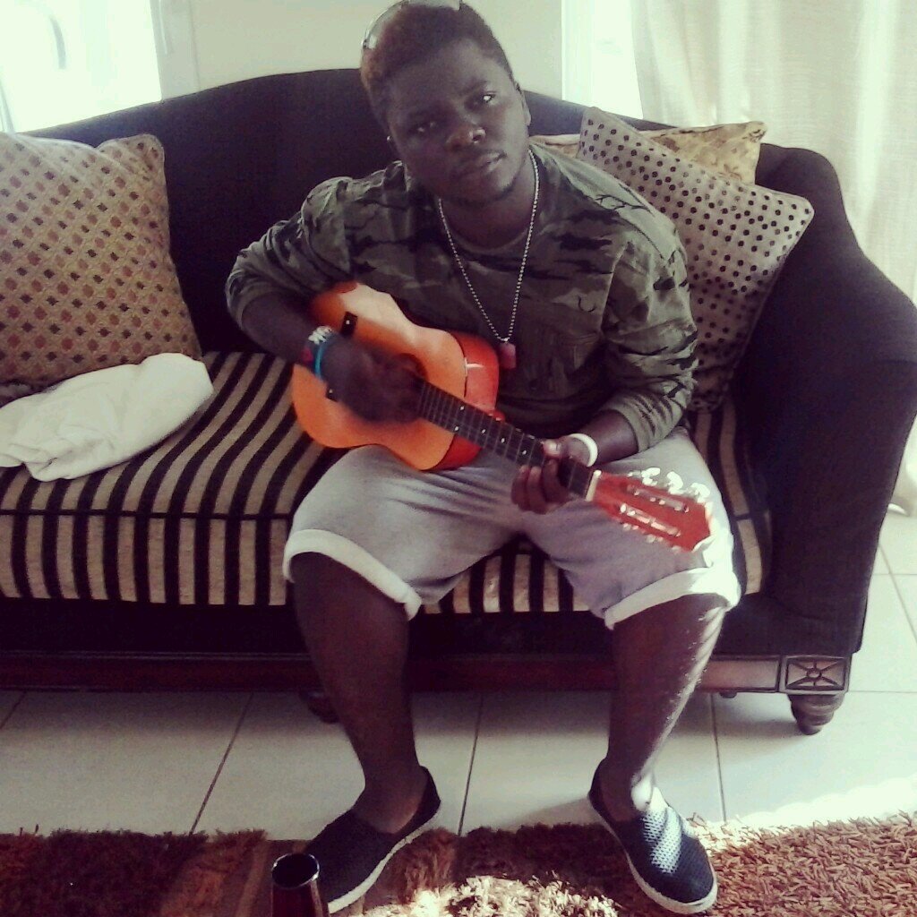 BigggShot's profile picture. IHADADREAM. in my dream was a vision in my vision was a mission and my mission is to succeed