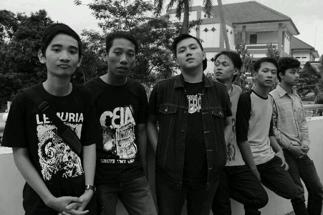 Available! 'One way one mind' compilation hc/punk vol.02 only 15K | http://t.co/ItAKUG8Nz9 ☎ 089685858738 pin;26989E1C