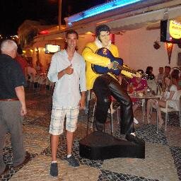 Licenciado en bellas artes, conclusion pintor de brocha gorda...