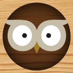 Cases artesanais com visual de caderno vintage para tablets e smartphones.
