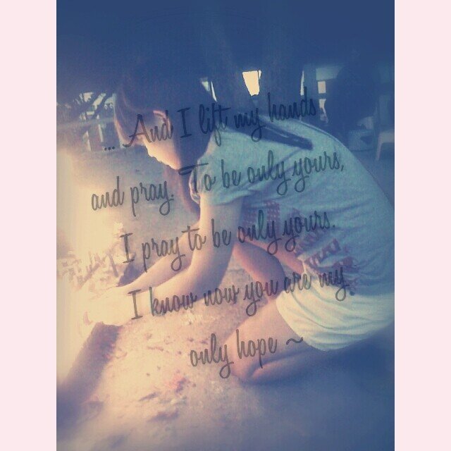 Follow @theresiaelisa_, mention for follback - Spend my day with my idiot friends, sleep, eat and repeat.