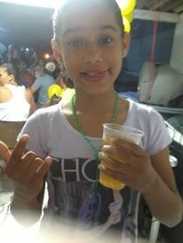 amo futebol pizza festa e curto muito funk onze 20 e taus haha