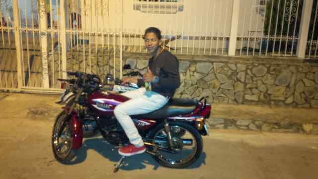 CaYan003's profile picture. 