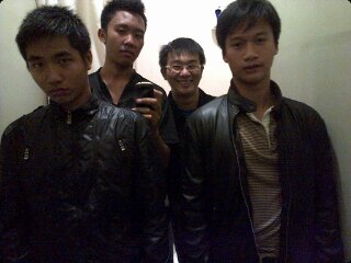 vin_alando13's profile picture. 