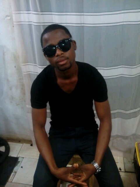 el_bashir1's profile picture. A yung chife enginia in k.d.......follow me nd knw me better.......