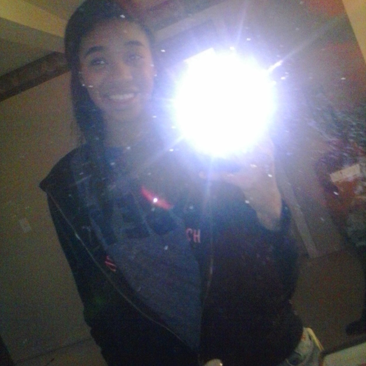 TeamNayaArmy's profile picture. Miley Cyrus is bae. Her (M.A.) and basketball❤ 16 OITNB Snapchat: ajmckenz