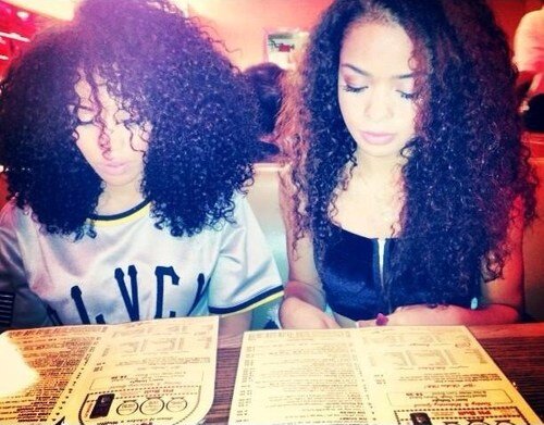 CariottaSantos's profile picture. I'm that horrible friend who reads your text then puts the phone down to do something and forgets to reply until 4 hours later