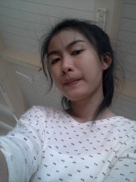 ใครฟอลมา เค้าฟอลกลับน๊า.     :)