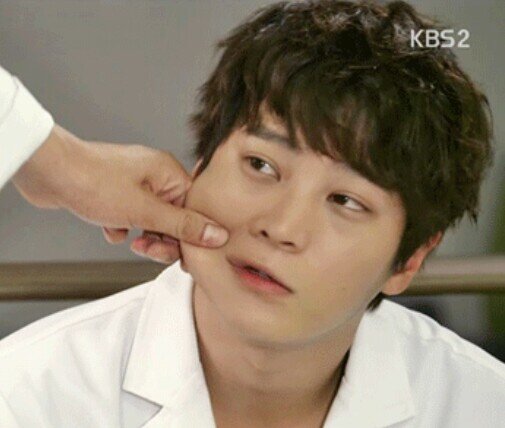 b01072433033's profile picture. 갃때입덕/16