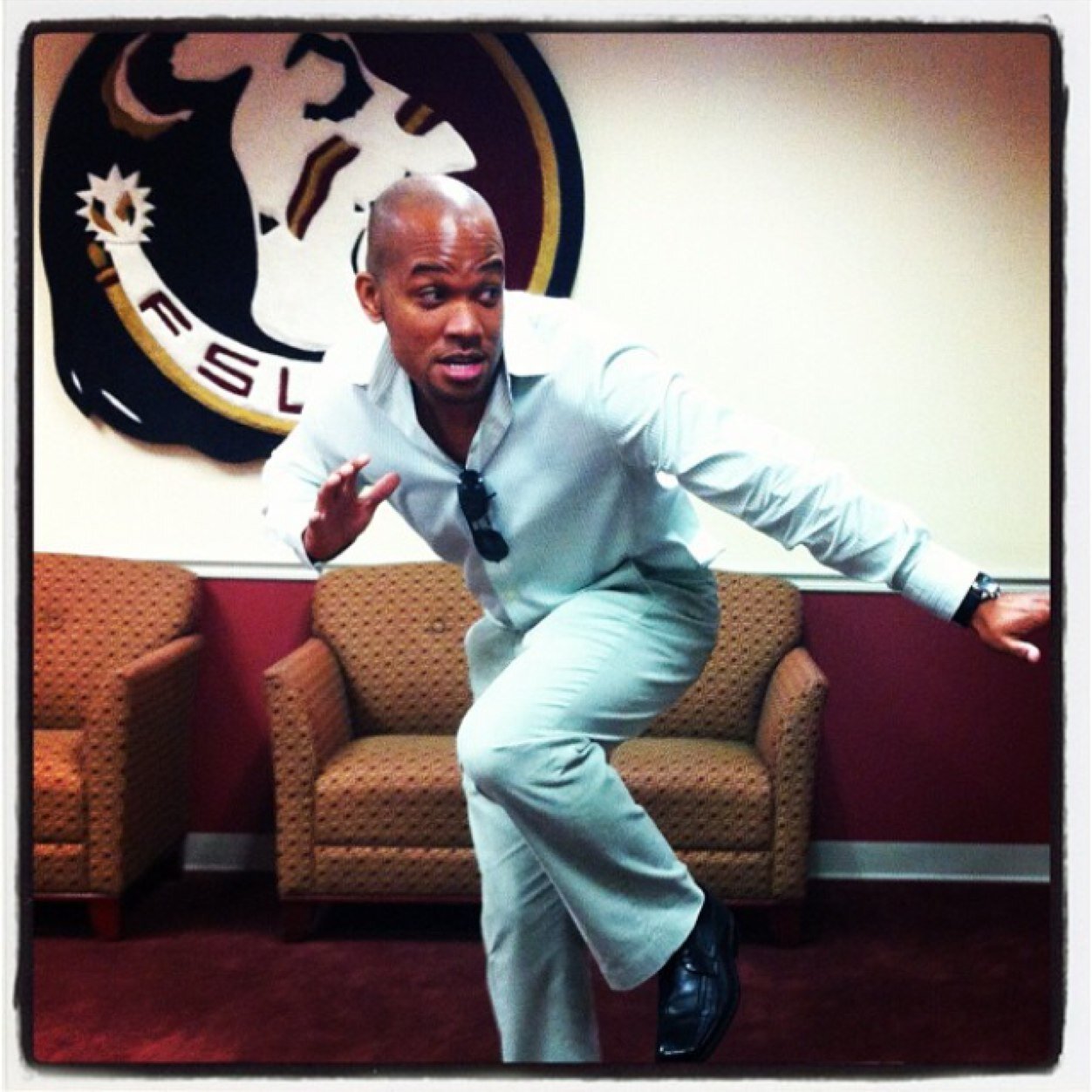 DaLightSkinted1's profile picture. Acquired taste.. Incurable asshole.. Sucker for love... Father of 3.. Bad boy gone good.. Poster boy for ADHD.. Bacon Lover.. I got dimples ...