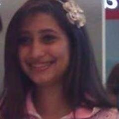 karolEstphane's profile picture. 