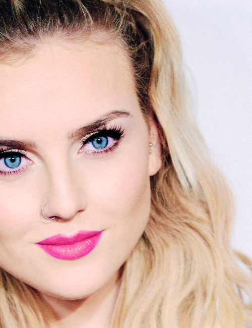 I´m Mixer, DIrectioner and Benzoholic.