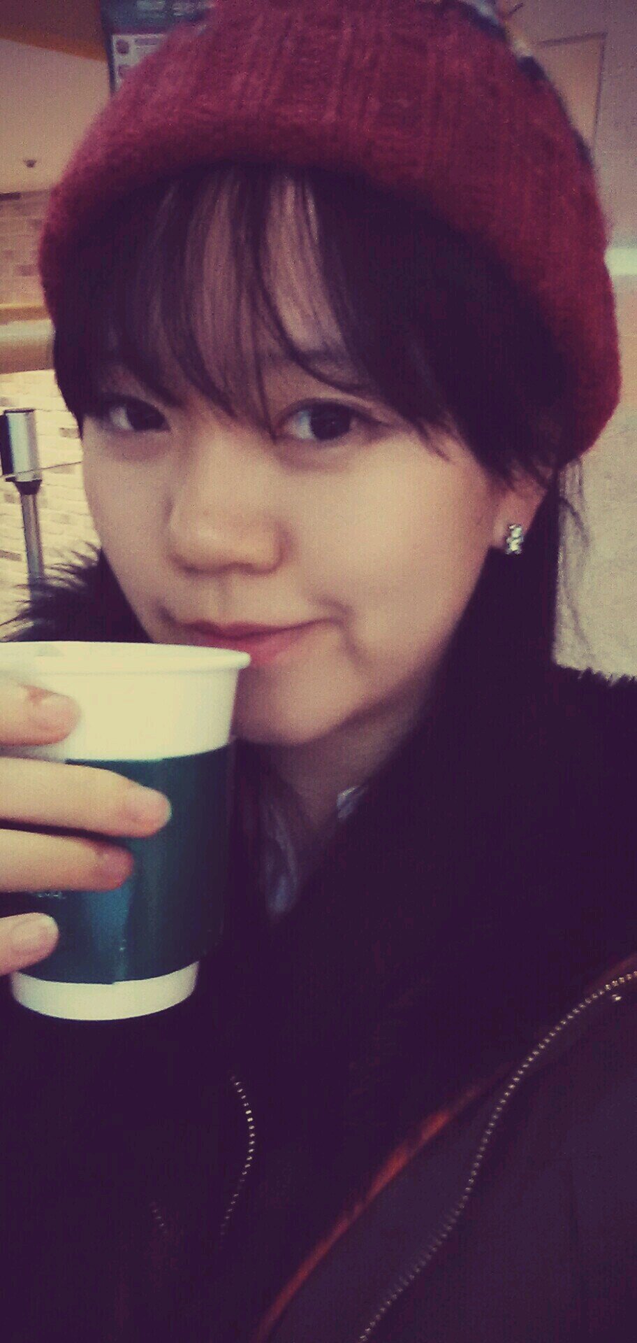 gggaggggg's profile picture. 