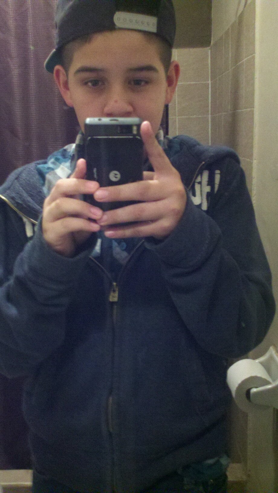 add me on XBL  JORGE HYFR Sniper/trickshotter free agent [ scooter/biker]