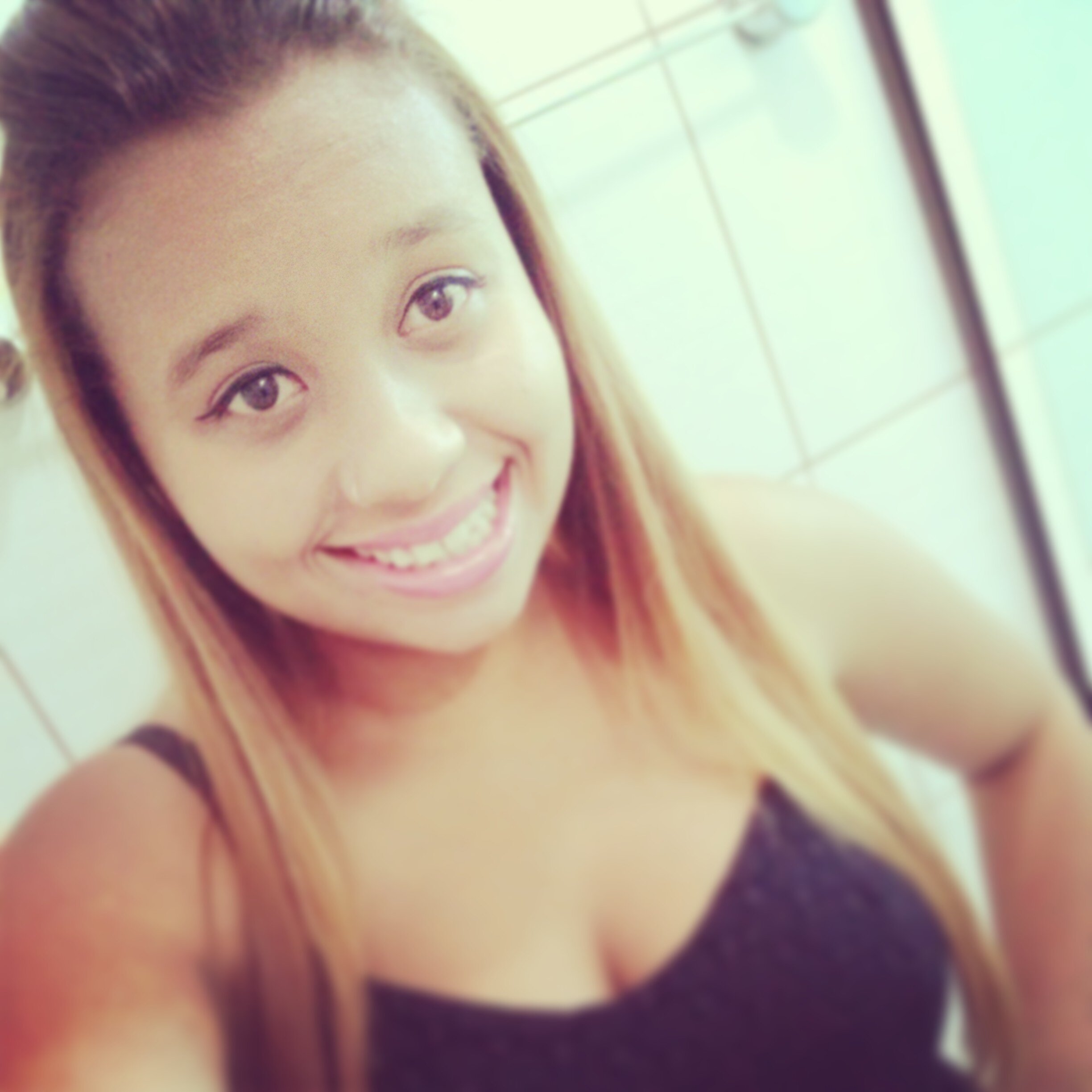 “O tempo vai dizer se isso é atoa, a gente mal comanda a gente, muito menos outra pessoa.”
tumblr: http://t.co/NtwPP61fyC
           Follow me ? :3