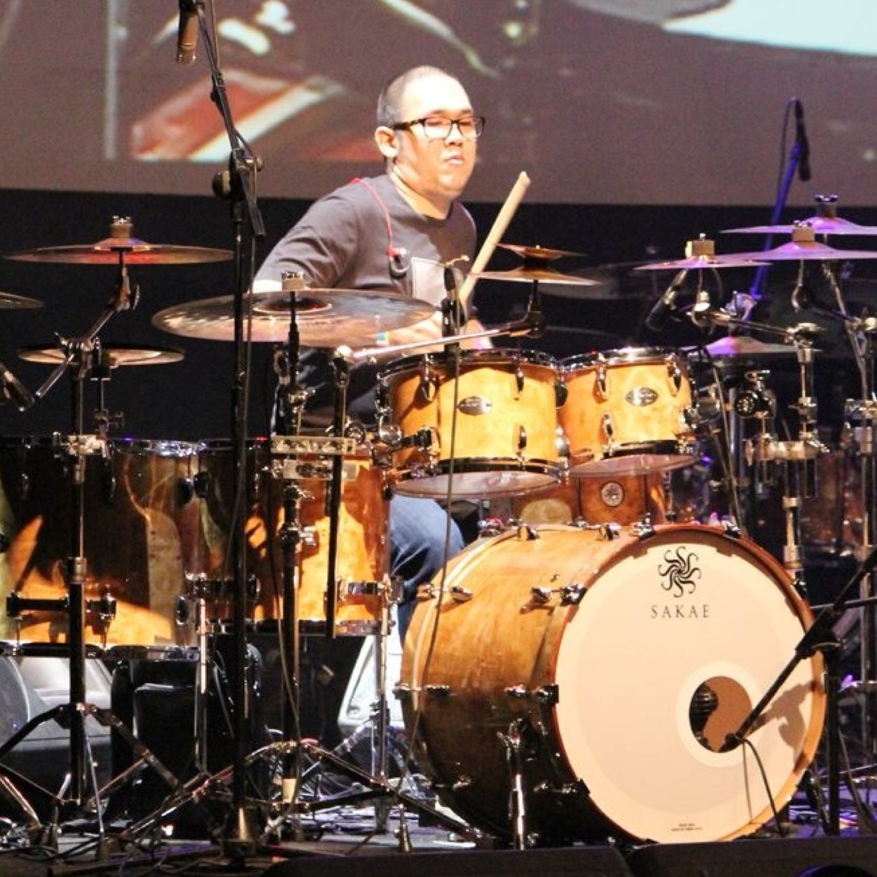 toarpelenkahu's profile picture. The drummer whom Jesus love // Drummer of @vodmusic // Founder and Instructor of @GospelDrumTips // Endorsed by @SakaeDrums @SakaeDrumsUSA @1964ears