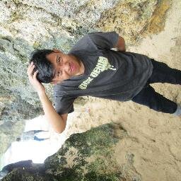 menerima apa yg ada dan slalu berusaha dan berdoa :) always grateful