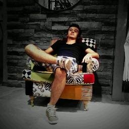 FENERBAHÇE ile yatıp kalkan , ASLAN burcu 
Football is my life