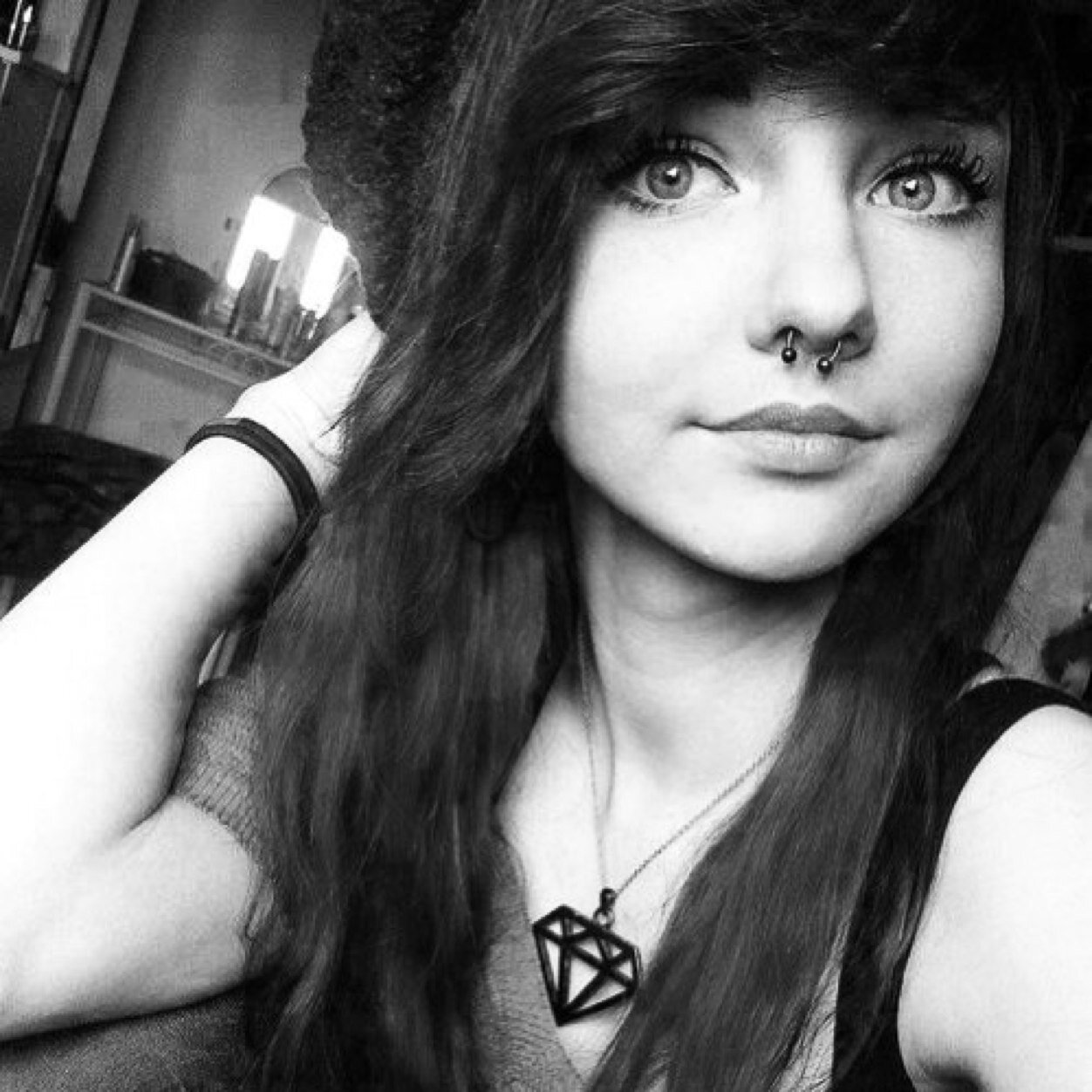 nxtthinenxugh's profile picture. Hay, my name's Alex :3 
(private account)