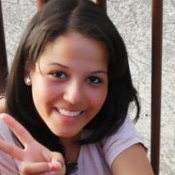 Perto ou longe, noite ou dia, horas e minutos iguais ou diferentes. Lembre-se: Eu sempre vou estar pensando em você.  3