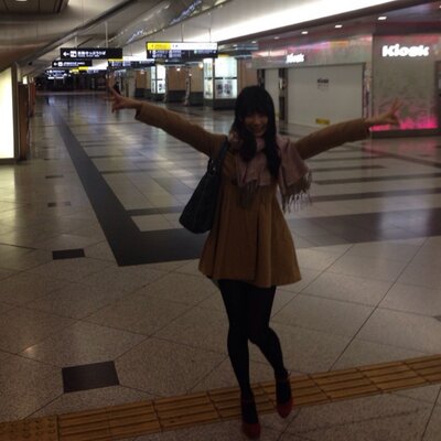 わたなべ提督 ハリアーを乗ってる彼氏 ですが レクサスrxに乗り換えるんだって 狂ってるよね おんなじ形 マークが変わるだけ 意味わかんない